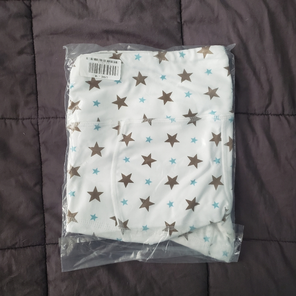 NWT Fleo LRC Stars short